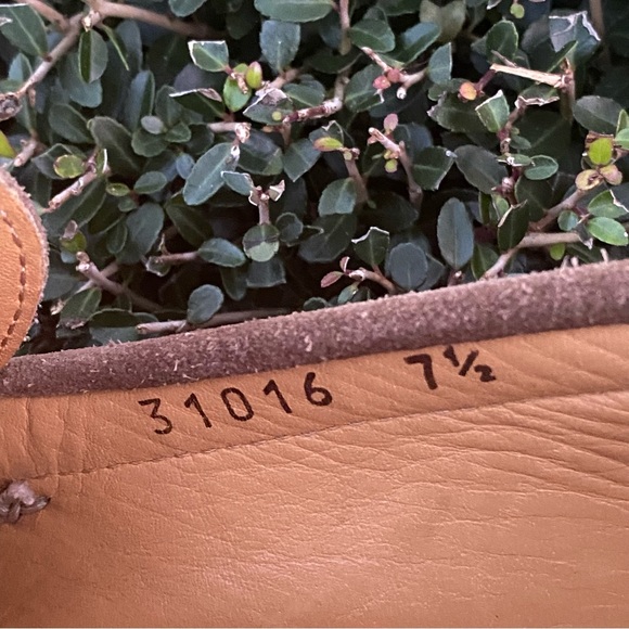 Bruno Magli Mens Tan Suede Slip-on Loafer Size 7.5 - Picture 9 of 9